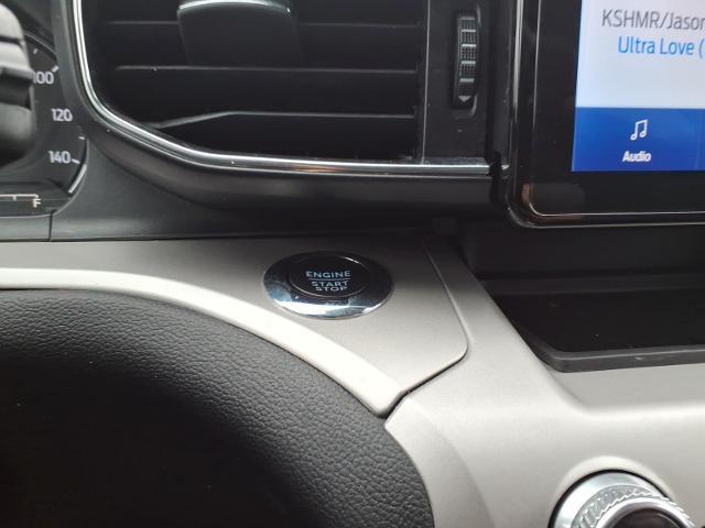 2023 Ford Explorer - $31,980