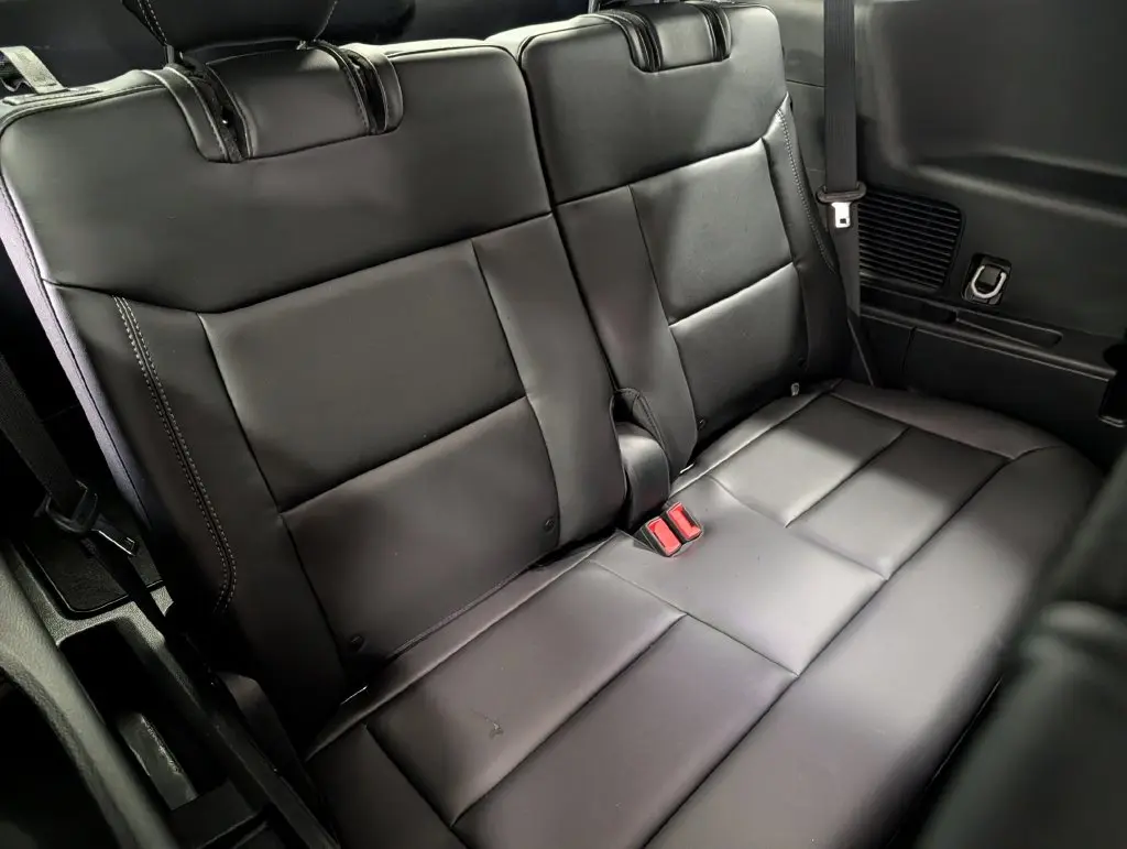 2023 Ford Explorer - $29,900