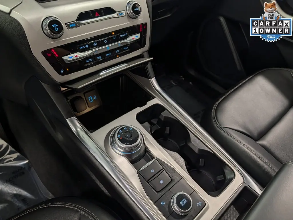 2023 Ford Explorer - $29,900