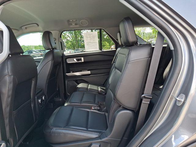 2023 Ford Explorer - $24,998