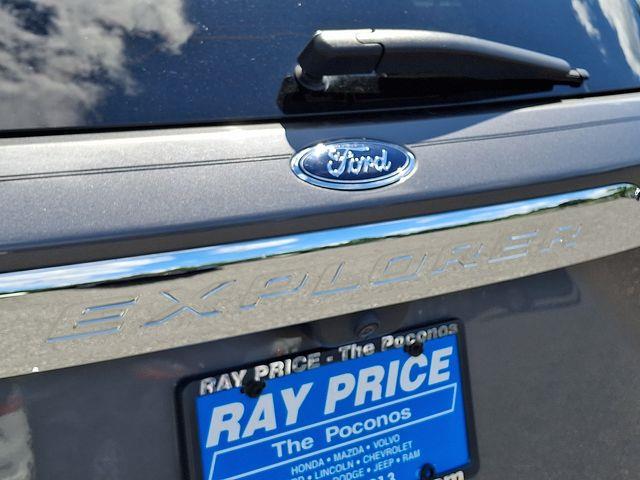 2023 Ford Explorer - $24,998