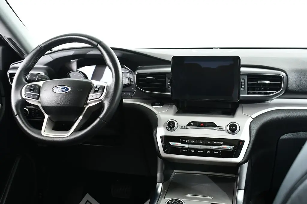 2023 Ford Explorer - $30,355
