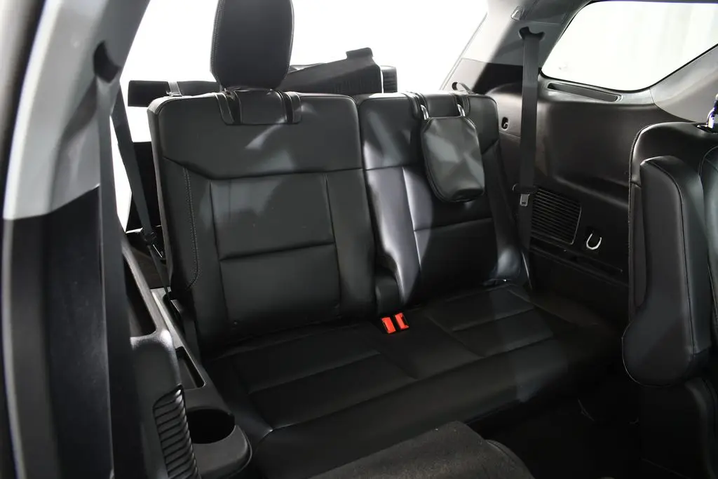 2023 Ford Explorer - $30,355