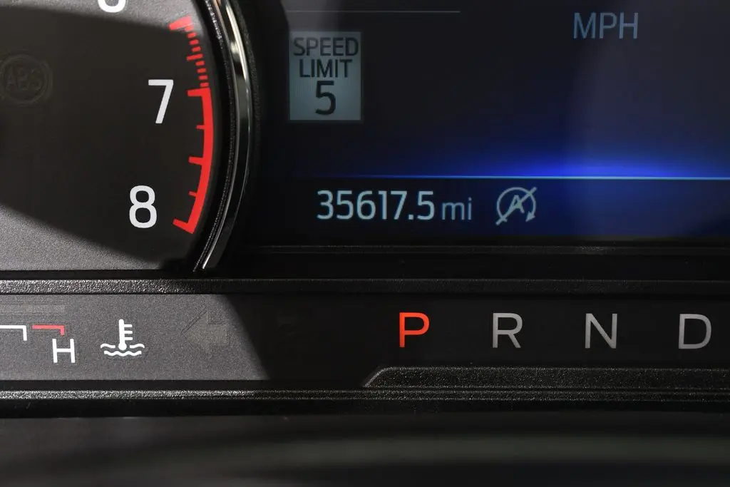 2023 Ford Explorer - $30,355