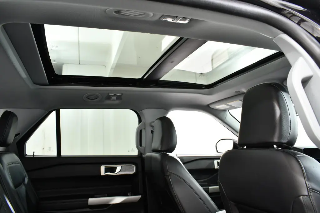 2023 Ford Explorer - $29,955
