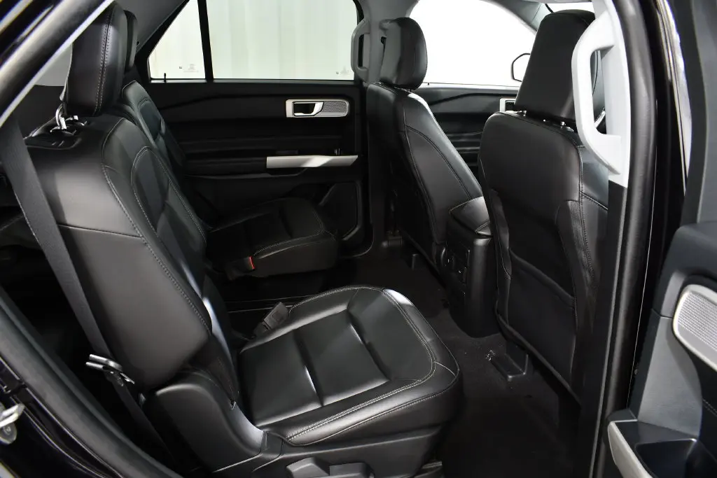 2023 Ford Explorer - $29,955