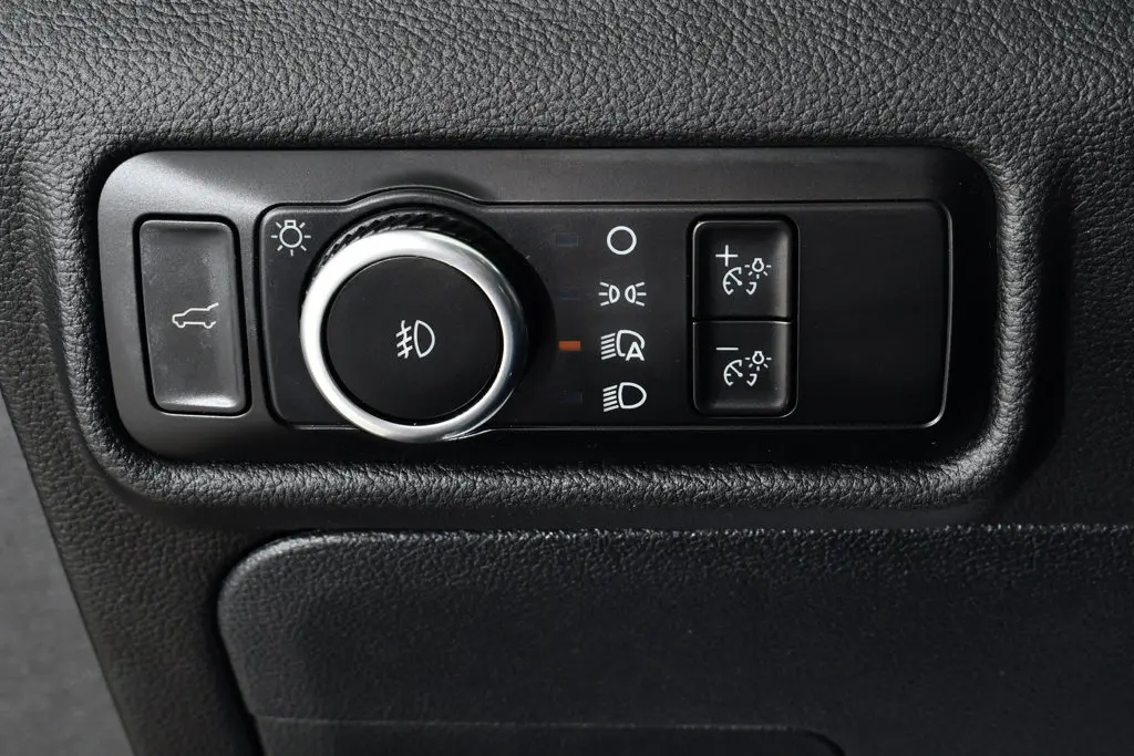 2024 Ford Explorer - $33,455