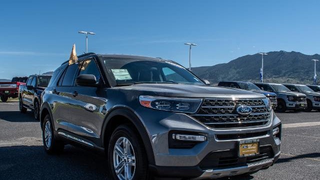 2024 Ford Explorer XLT