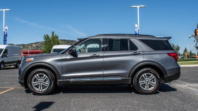 2024 Ford Explorer XLT