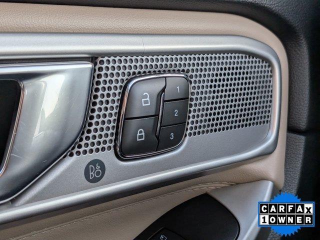 2020 Ford Explorer - $23,995