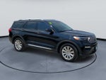 2022 Explorer Thumbnail 3