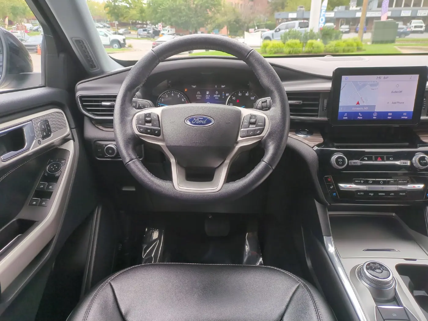 2022 Ford Explorer - $29,290
