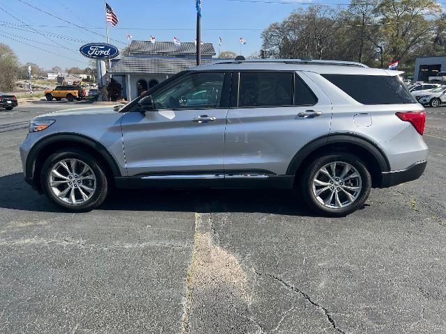 2022 Ford Explorer - $32,995