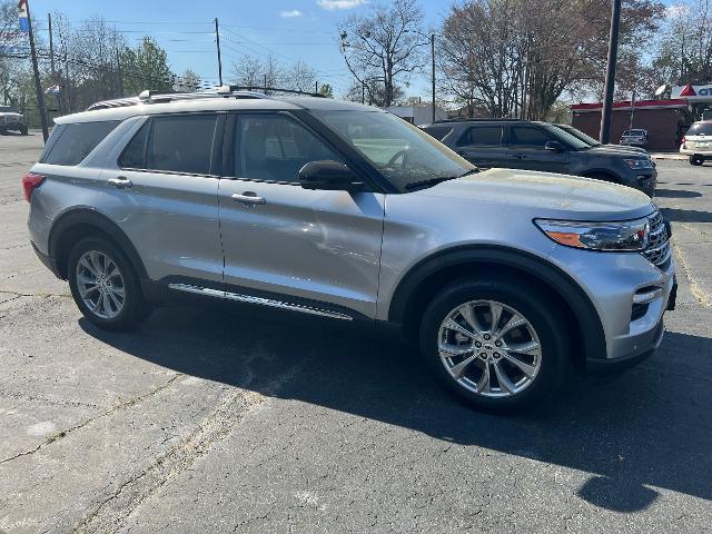 2022 Ford Explorer - $32,995
