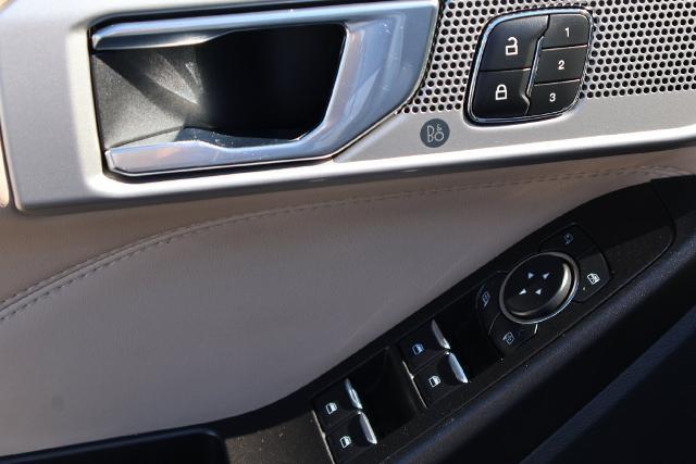 2020 Ford Explorer - $20,000