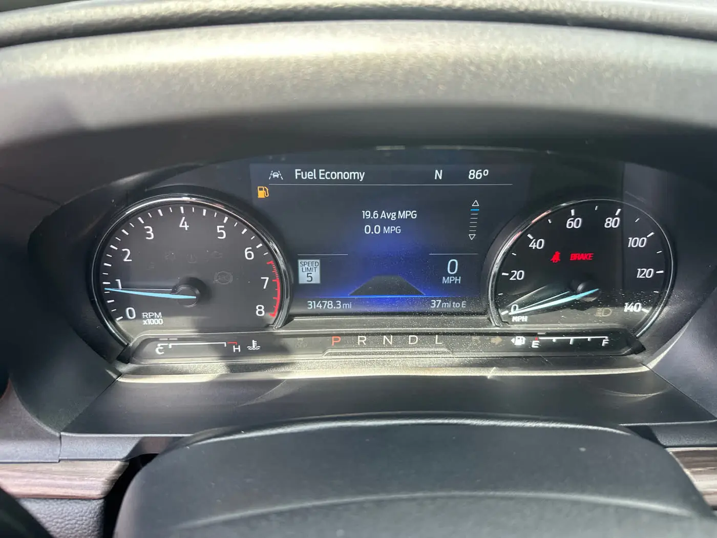 2022 Ford Explorer - $27,990
