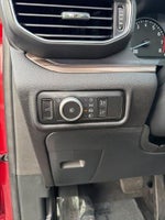 2023 Explorer Thumbnail 16