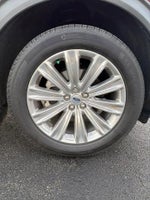 2023 Explorer Thumbnail 24