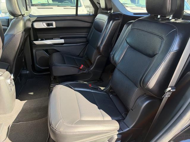 2023 Ford Explorer - $36,495