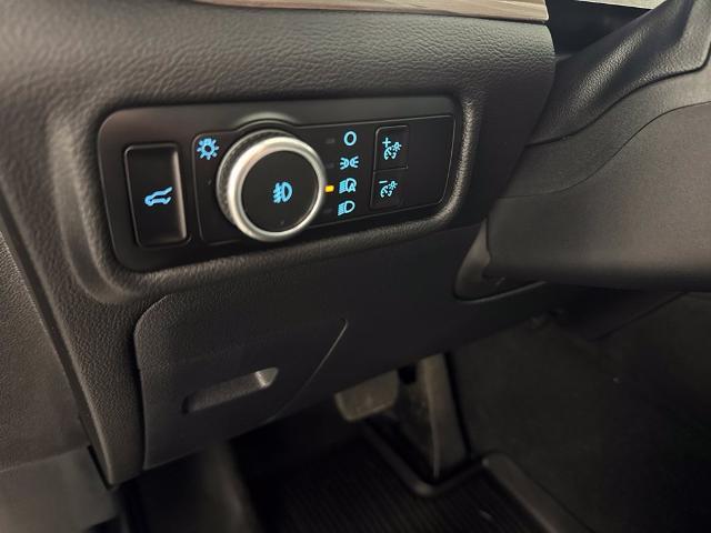 2023 Ford Explorer - $35,478