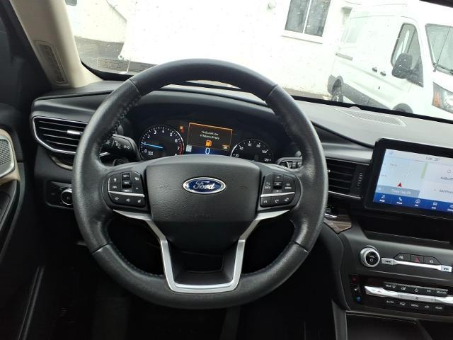 2020 Ford Explorer - $25,900