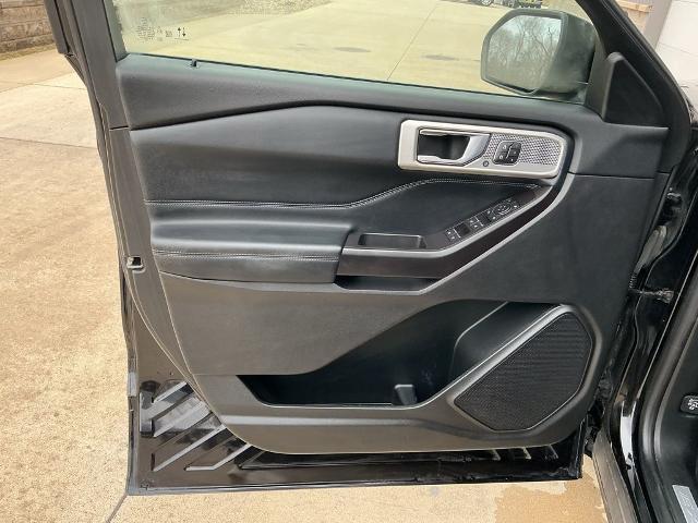 2020 Ford Explorer - $21,909