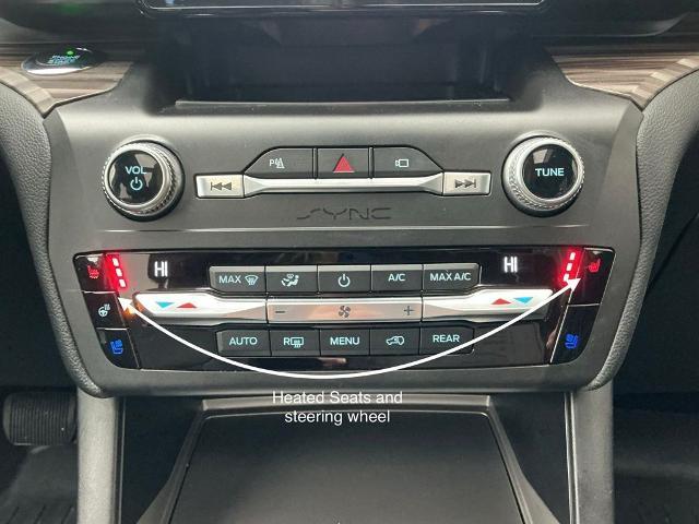 2020 Ford Explorer - $21,909