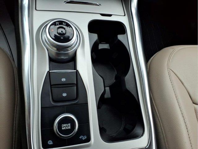 2022 Ford Explorer - $25,650