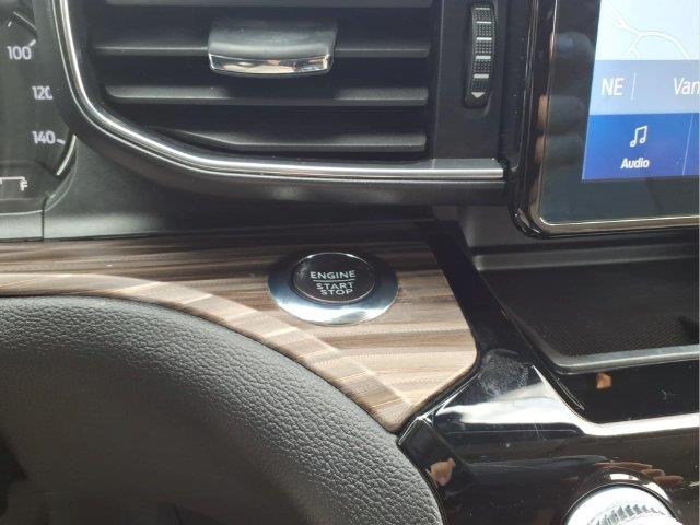 2022 Ford Explorer - $25,650