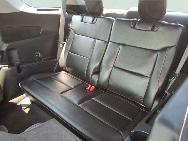 2023 Ford Explorer - $27,500