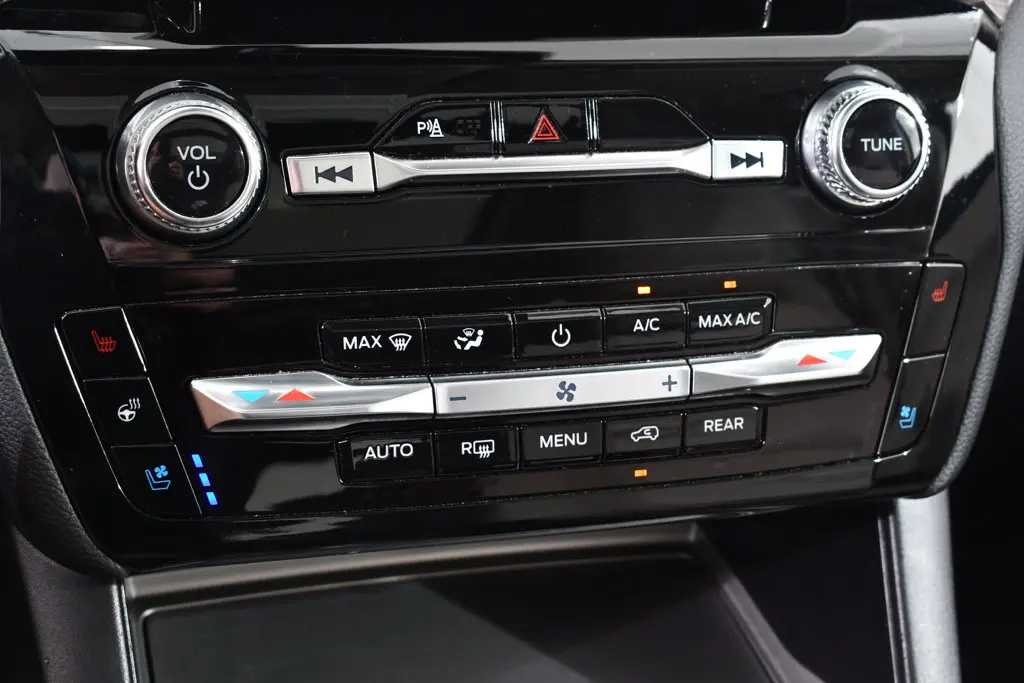 2023 Ford Explorer - $35,955