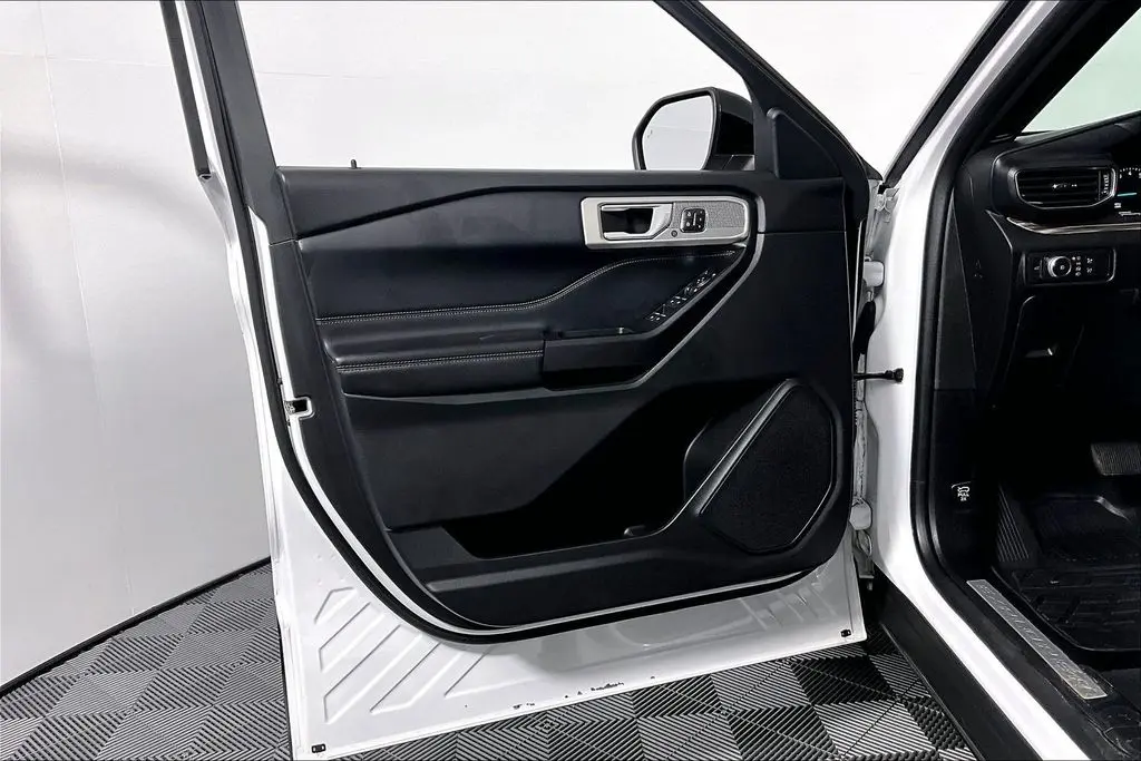 2020 Ford Explorer - $26,341
