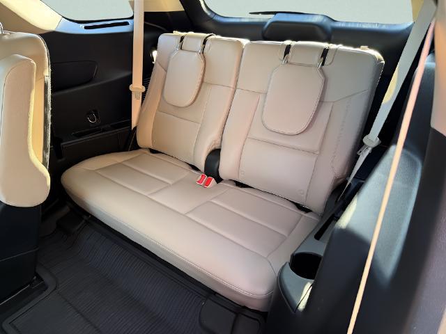 2023 Ford Explorer - $27,995