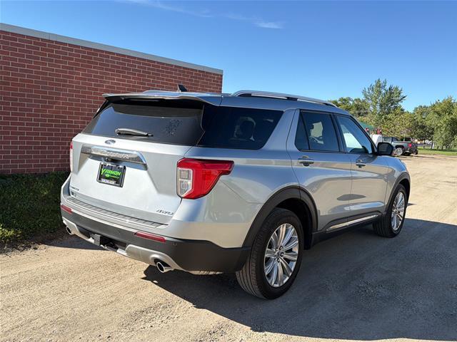 2023 Ford Explorer - $33,990