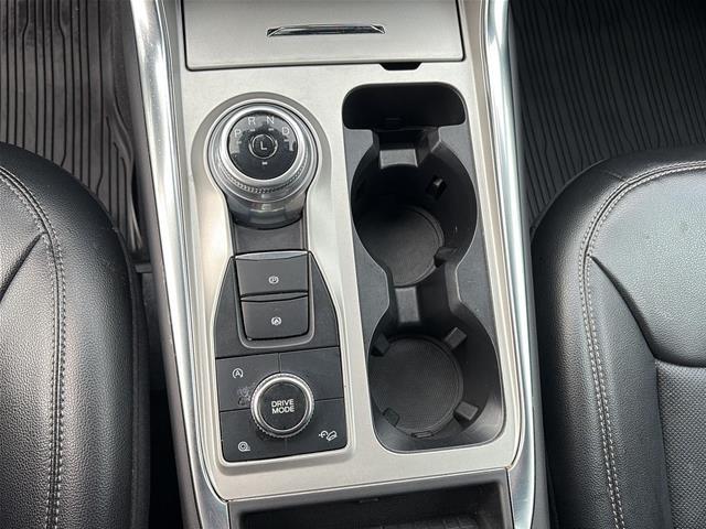 2023 Ford Explorer - $33,990