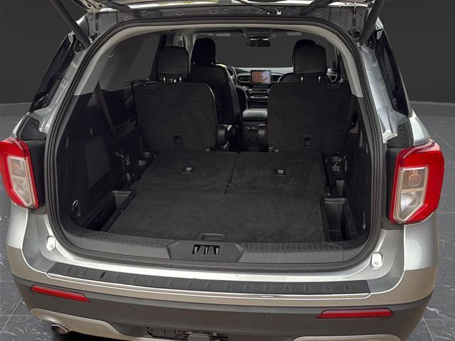 2023 Ford Explorer - $33,990
