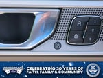 2020 Explorer Thumbnail 15