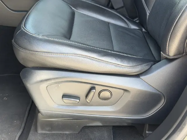 2021 Ford Explorer - $23,999