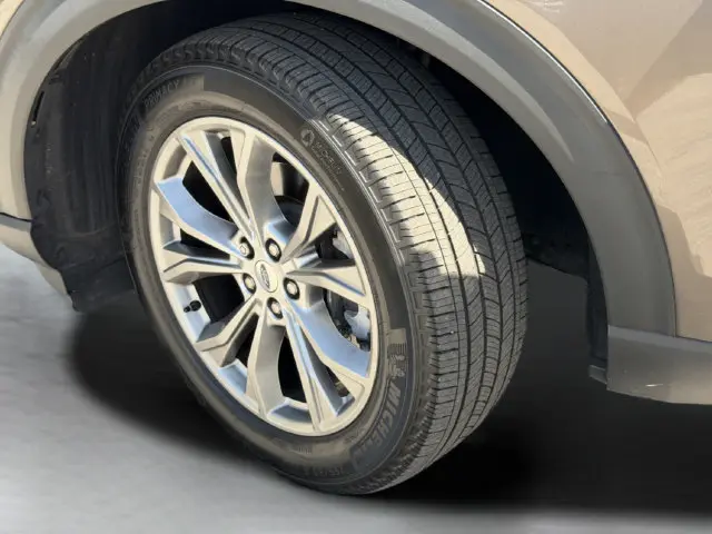 2021 Ford Explorer - $23,999