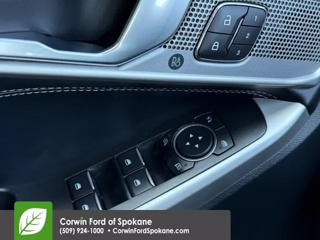 2022 Ford Explorer - $29,759