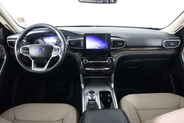 2022 Ford Explorer - $30,442