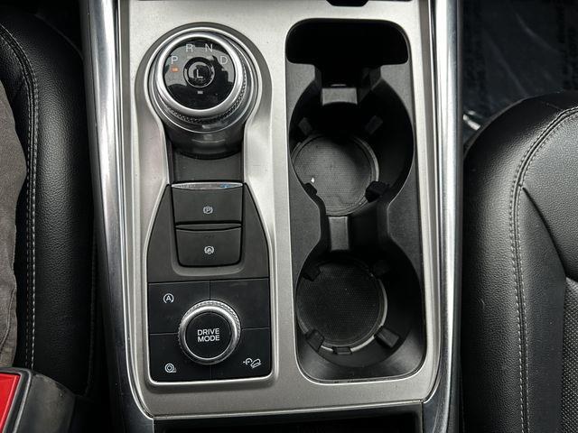 2021 Ford Explorer - $22,900