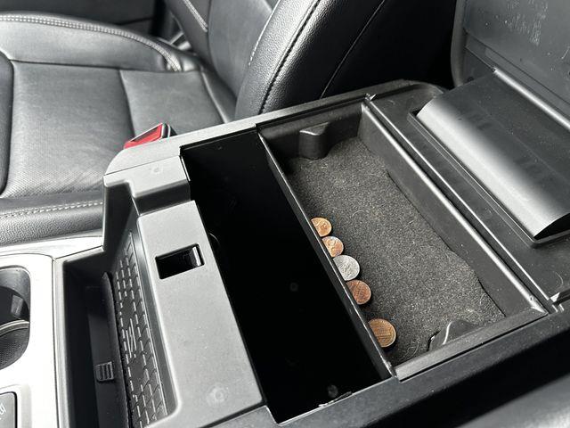 2021 Ford Explorer - $22,900