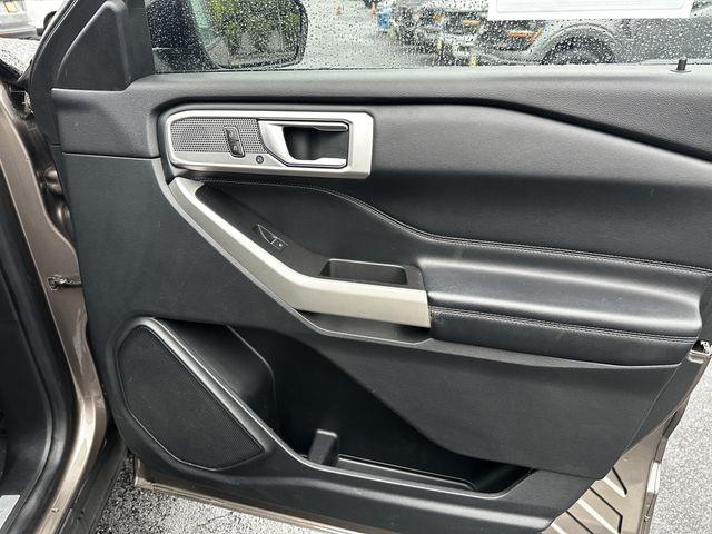 2021 Ford Explorer - $22,900