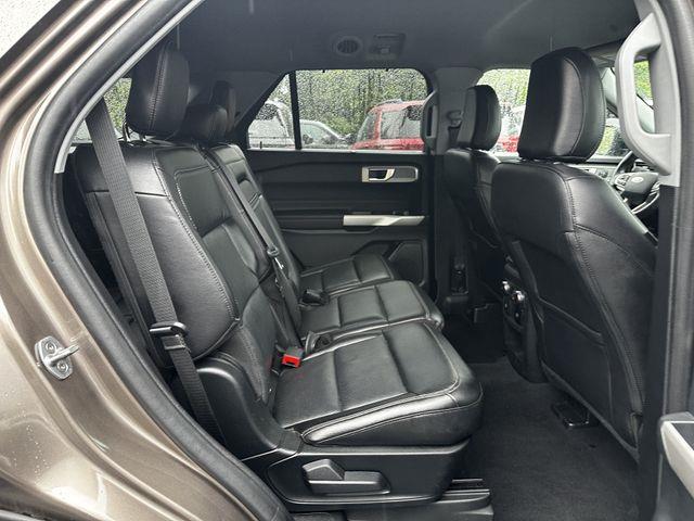 2021 Ford Explorer - $22,900