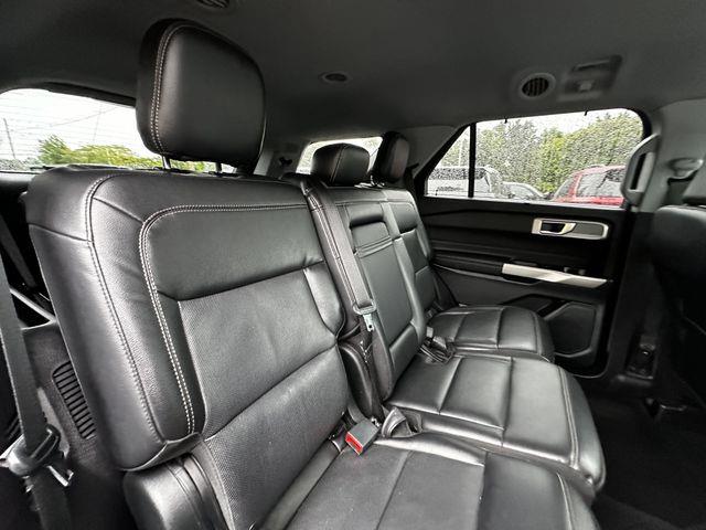 2021 Ford Explorer - $22,900