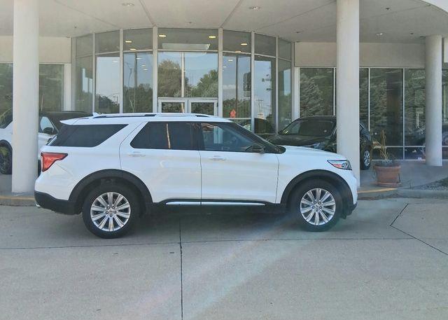 2022 Ford Explorer