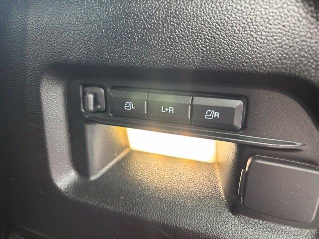 2022 Ford Explorer - $27,999
