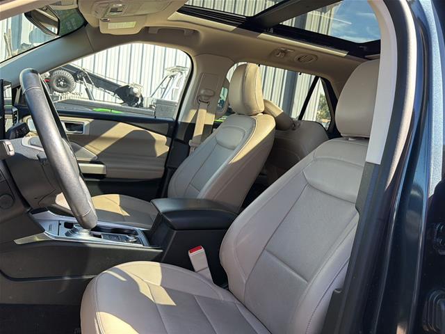 2023 Ford Explorer - $34,490