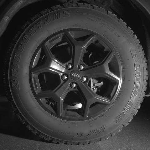 2022 Ford Explorer - $31,965
